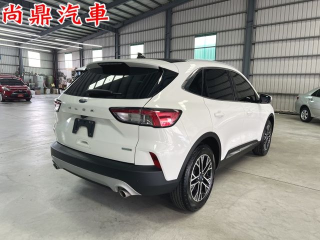 旗艦X版 360環景 全景天窗 電尾門 免鑰匙 盲點 電動座椅 導航 CARPLAY 可全額貸款 實車實價  第6張相片