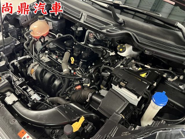 實車實價 全車原鈑件 有安卓機 倒車影像 藍芽 可參考分期貸款 歡迎來店賞車  第9張相片