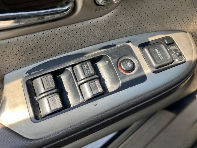 代步休旅車 無待修 跑工地、上高速沒問題 里程僅跑15萬 已加裝安卓機 藍芽 倒車影像  第10張相片