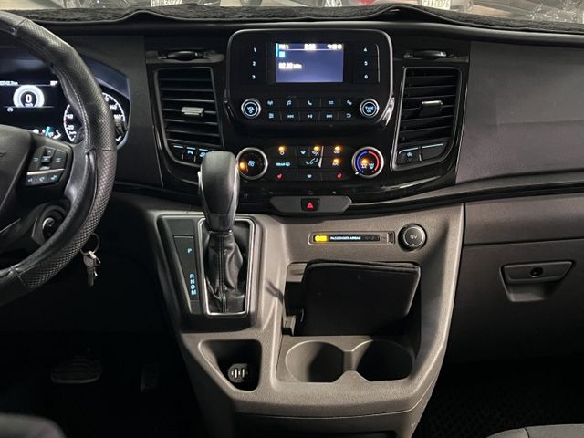 尊爵8人座 旅行家 里程僅跑2萬 原鈑件 ACC跟車 車道偏離 盲點偵測 倒車影像 前後行車紀錄器 可參考車貸  第15張相片