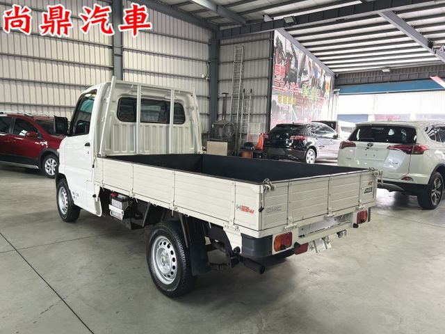 自排 A210加長款 里程僅跑1.6萬 有盲點、定速、藍芽、行車紀錄器 賺錢小貨車 可參考車貸 歡迎賞車  第2張相片