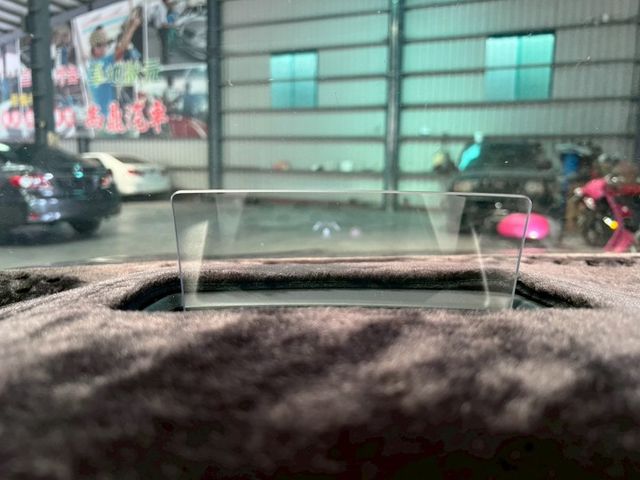 新入庫整備中 Active任性版 里程僅跑4.7萬 全車原鈑件 車室氣氛燈 360環景 盲點 B&O音響 CarPlay  第6張相片