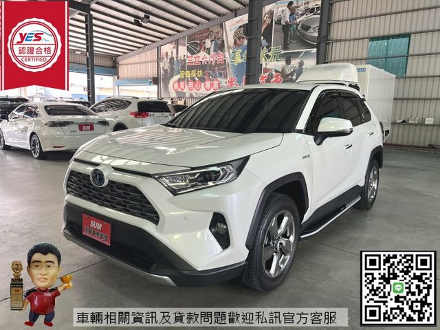 油電旗艦款 里程僅跑4.7萬 原鈑件 ACC跟車 車道偏離 360環景 盲點 導航 電尾門 電動椅 CARPLAY  第1張相片