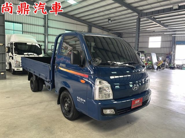 自排 全車原鈑件 實車實價 無事故 無泡水 倒車影像 可參考分期貸款 歡迎預約賞車  第5張相片