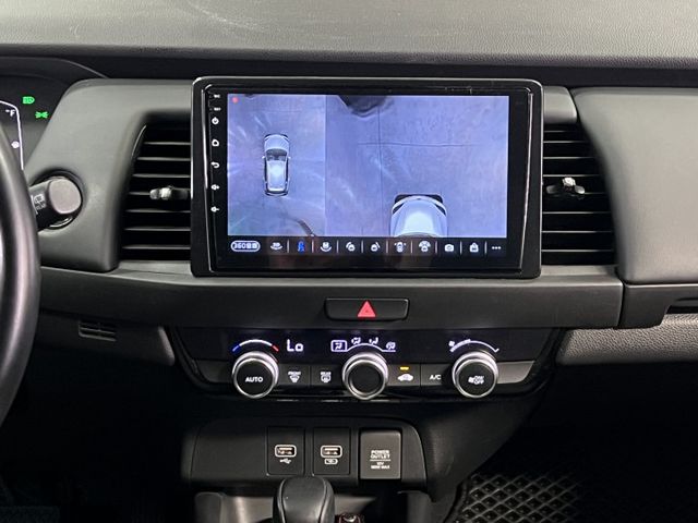 e:HEV 油電款 2023型 里程僅跑5.9萬 360環景 ACC跟車 車道偏離 盲點 數位儀表  無線CARPLAY  第14張相片