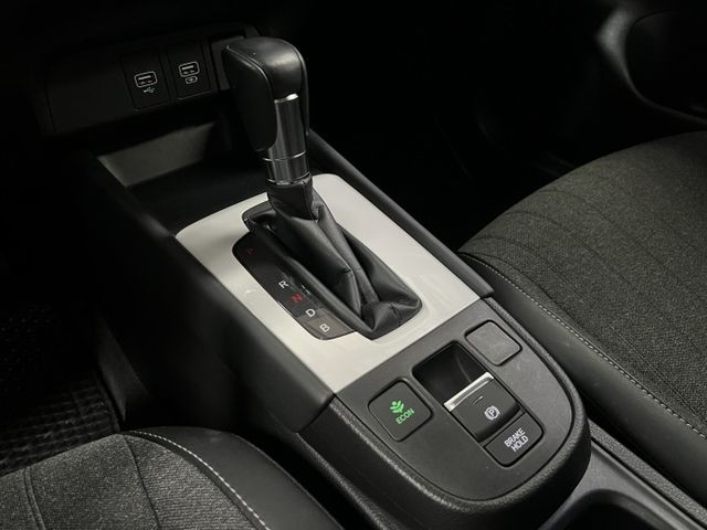 e:HEV 油電款 2023型 里程僅跑5.9萬 360環景 ACC跟車 車道偏離 盲點 數位儀表  無線CARPLAY  第17張相片