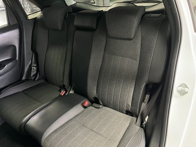 e:HEV 油電款 2023型 里程僅跑5.9萬 360環景 ACC跟車 車道偏離 盲點 數位儀表  無線CARPLAY  第19張相片