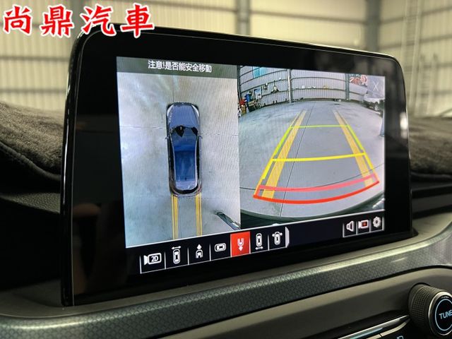 Active任性版 里程僅跑4.7萬 全車原鈑件 加裝車室氣氛燈 360環景 盲點 B&O音響 CarPlay 電動座椅  第17張相片