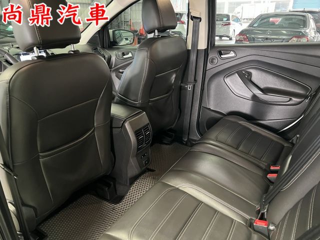 一手車 全車原鈑件 時尚經典款 腳踢尾門 全景天 定速 盲點 免鑰匙 倒車影像 藍芽 後座充電  第20張相片