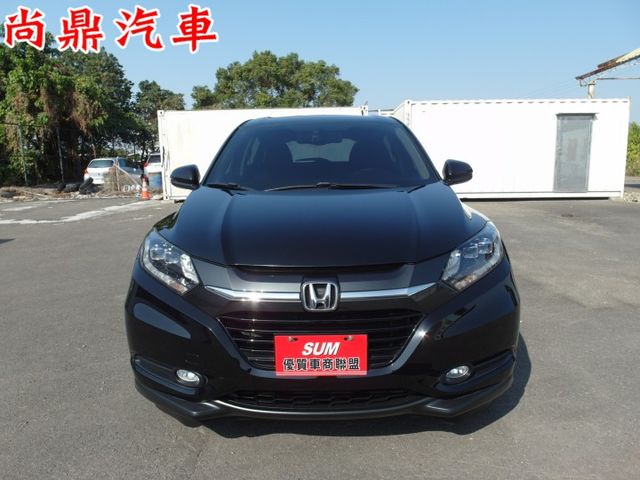S版 全車原鈑件 實車實價 車內氣氛超棒 免鑰匙 定速 藍芽 換檔撥片 倒車雷達 倒車影像 前後行車紀錄器 歡迎來店賞車  第7張相片
