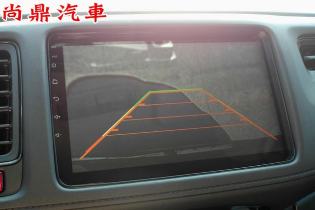 S版 全車原鈑件 實車實價 車內氣氛超棒 免鑰匙 定速 藍芽 換檔撥片 倒車雷達 倒車影像 前後行車紀錄器 歡迎來店賞車  第16張相片