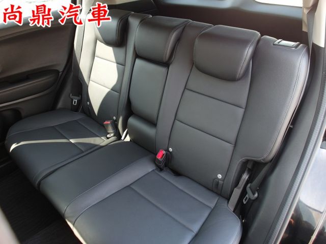 S版 全車原鈑件 實車實價 車內氣氛超棒 免鑰匙 定速 藍芽 換檔撥片 倒車雷達 倒車影像 前後行車紀錄器 歡迎來店賞車  第19張相片