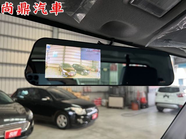 自排 A210加長款 里程僅跑1.6萬 有盲點、定速、藍芽、行車紀錄器 賺錢小貨車 可參考車貸 歡迎賞車  第16張相片