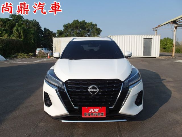 旗艦款 全車原鈑件 免鑰匙 ACC跟車 車道偏離警示 環景顯影 盲點偵測 CARPLAY  前方主動煞停輔助  第7張相片
