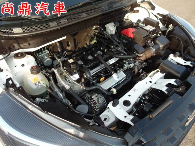 旗艦款 全車原鈑件 免鑰匙 ACC跟車 車道偏離警示 環景顯影 盲點偵測 CARPLAY  前方主動煞停輔助  第9張相片