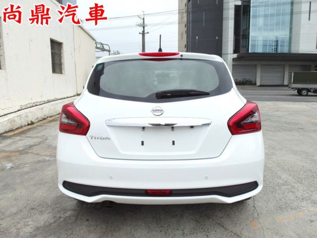 旗艦版 里程僅跑3.5萬 全車原鈑件 CarPlay 盲點 免KEY 倒車影像 定速 前後行車紀錄器 歡迎賞車  第3張相片