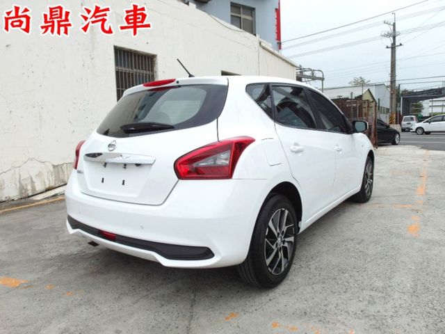 旗艦版 里程僅跑3.5萬 全車原鈑件 CarPlay 盲點 免KEY 倒車影像 定速 前後行車紀錄器 歡迎賞車  第5張相片