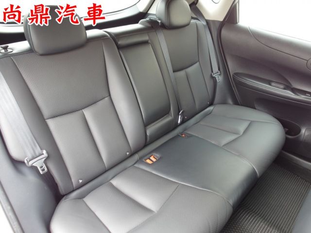 旗艦版 里程僅跑3.5萬 全車原鈑件 CarPlay 盲點 免KEY 倒車影像 定速 前後行車紀錄器 歡迎賞車  第19張相片