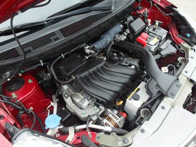低里程 里程保證 導航 倒車顯影 藍芽 行車紀錄器 電動後視鏡 大空間 歡迎來店賞車  第10張相片
