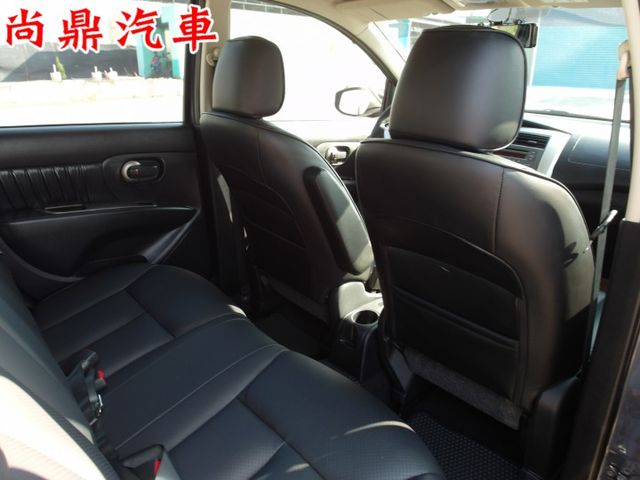 YES認證車 全車原鈑件 里程保證 無待修 實車實價 ABS 安全氣囊 倒車雷達 倒車影像 胎壓偵測 電動後視鏡  第20張相片