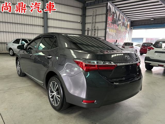 2017型 全車原鈑件 豪華款 六安 已加裝安卓機 免鑰匙 定速 倒車影像 恆溫 前後行車紀錄 可全額貸款  第2張相片