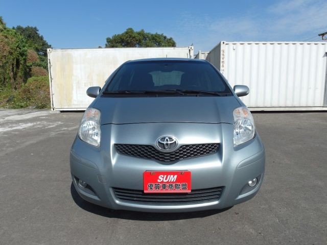 2011型 車況優 實車實價 有安卓機 導航 倒車影像 倒車雷達 藍芽 恆溫 安全氣囊 ABS 可參考車貸  第8張相片