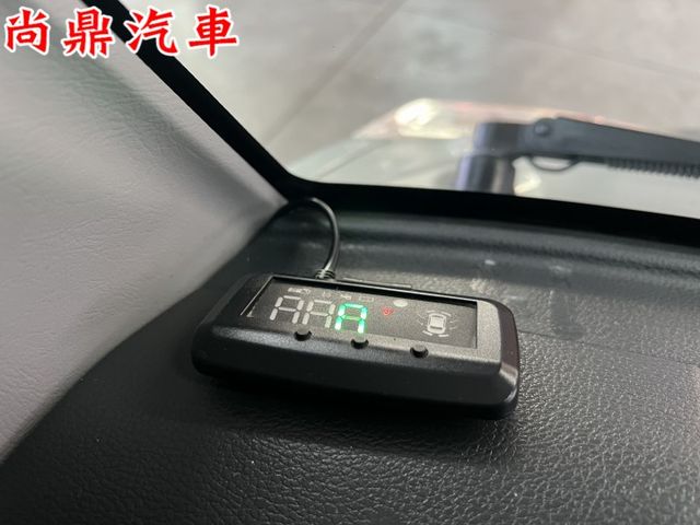 全車原鈑件 里程跑6萬 抬頭顯示器 藍芽 前後行車紀錄器 車況漂亮 可以參考貸款  第10張相片