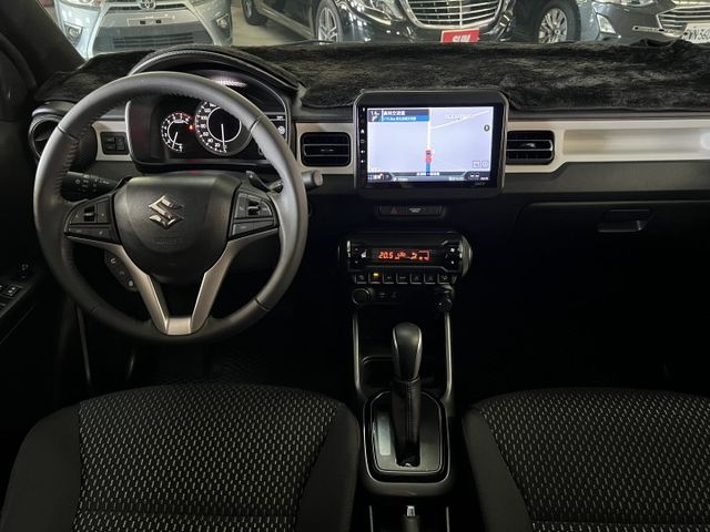 橘色配黑屋頂 里程僅跑2.4萬 免鑰匙 定速 360環景 導航 CARPLAY 換檔撥片 ISOFIX 歡迎預約賞車  第10張相片