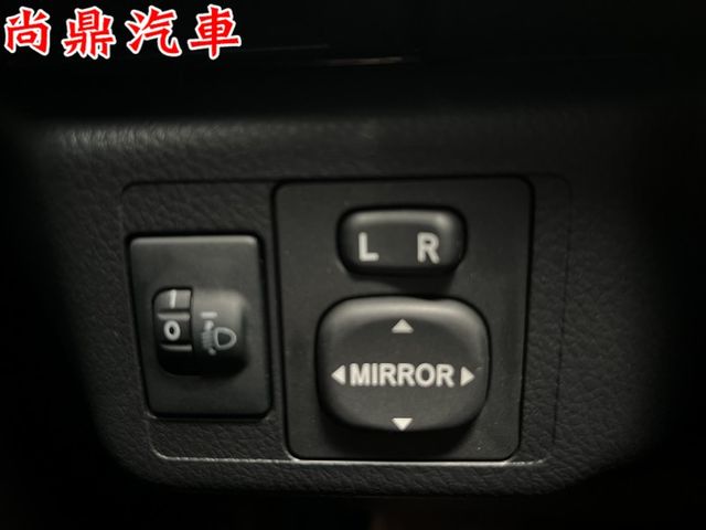 全車原鈑件 安卓機 倒車影像 藍芽 衛星導航 代步車 省油推薦款  第11張相片