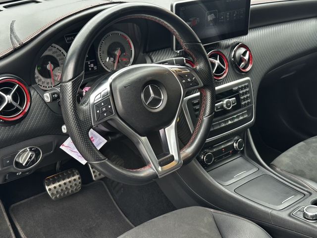 Mercedes-Benz/賓士 A-CLASS  第5張相片