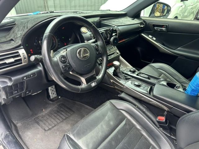 Lexus IS  第4張相片