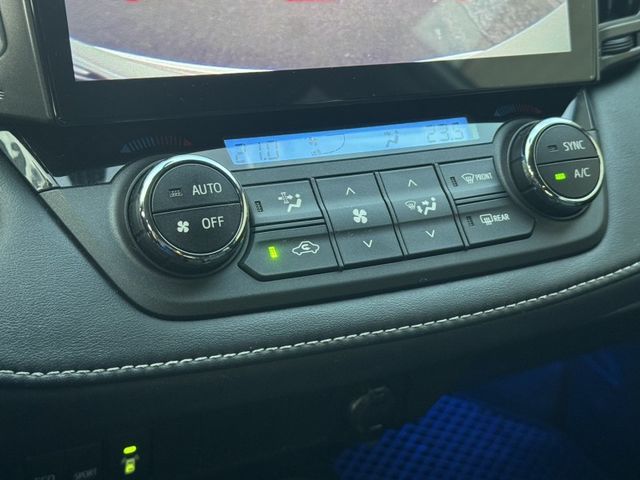 Toyota RAV4  第6張相片
