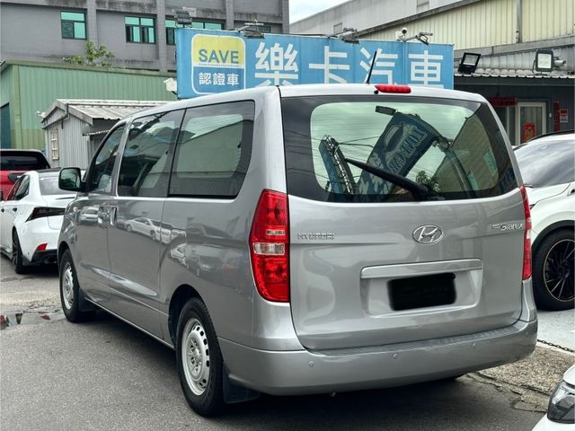 Hyundai Starex  第2張相片