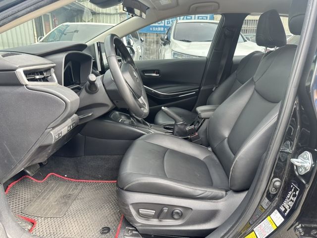 Toyota ALTIS  第2張相片