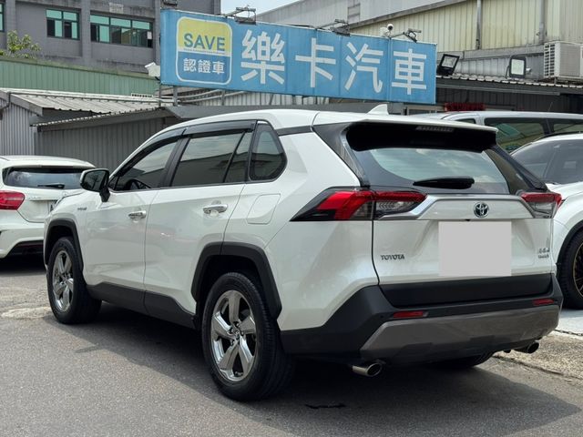 Toyota RAV4  第2張相片