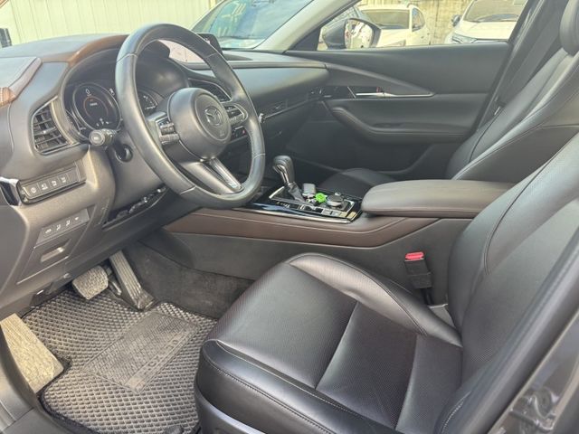 Mazda CX-30  第3張相片
