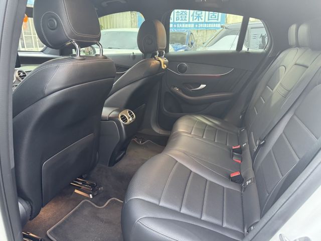 Mercedes-Benz/賓士 GLC300  第2張相片