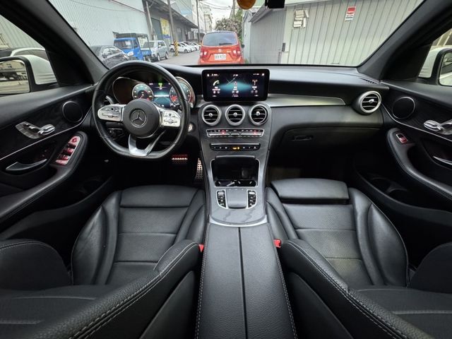 Mercedes-Benz/賓士 GLC300  第5張相片