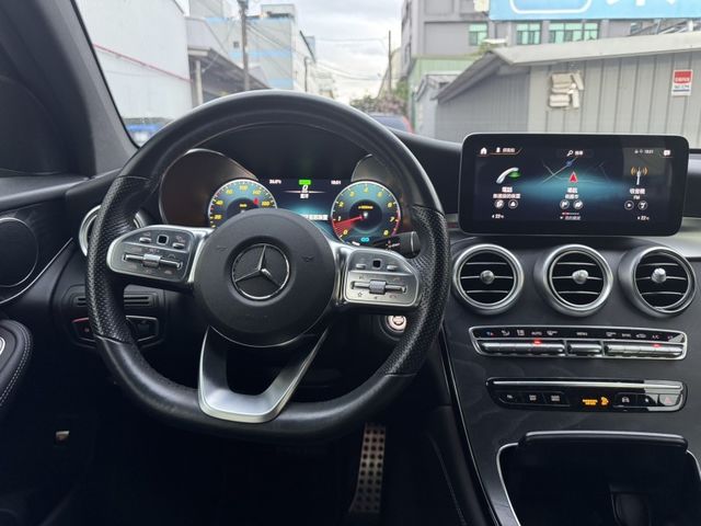 Mercedes-Benz/賓士 GLC300  第8張相片