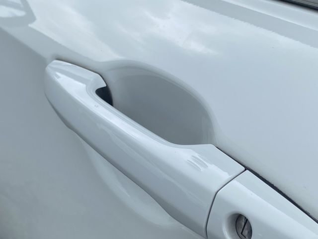 2018 CRV 白  第3張相片