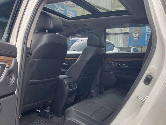 2018 CRV 白  第6張相片
