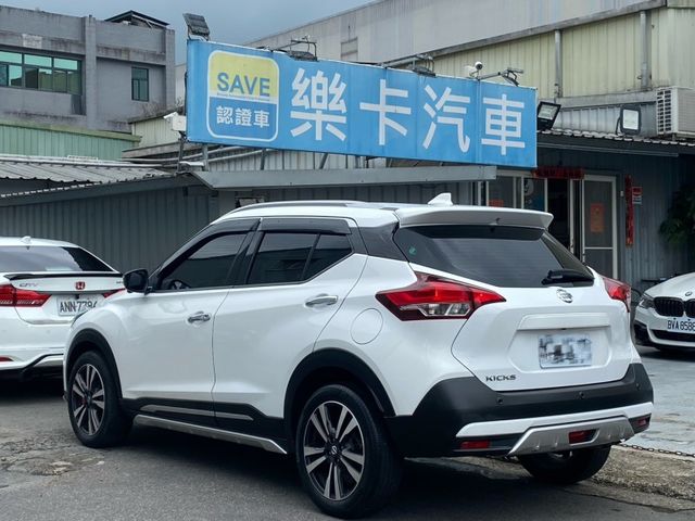 2020 KICKS 白  第2張相片