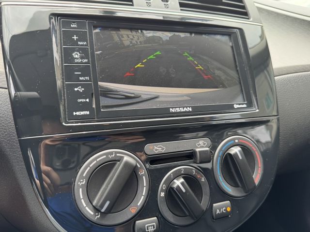 2019  TIIDA 白  第7張相片