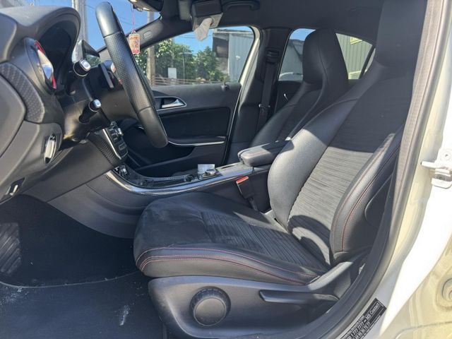 Mercedes-Benz/賓士 A-CLASS  第3張相片