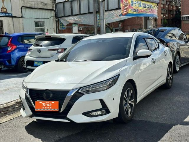 Nissan Sentra  第1張相片