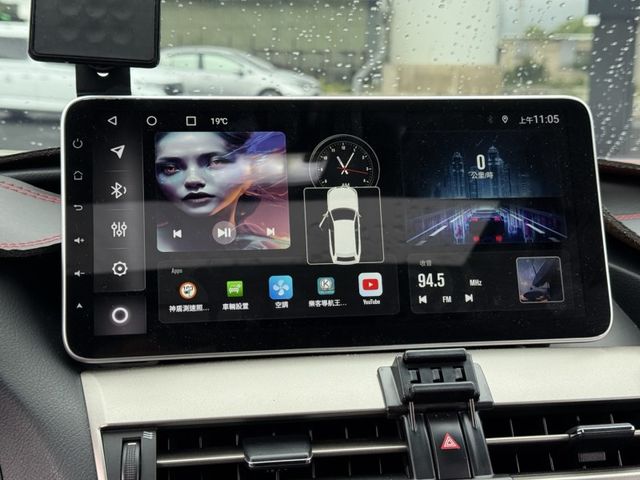 Lexus RX  第7張相片