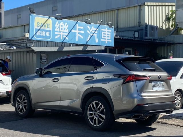 Lexus NX  第2張相片