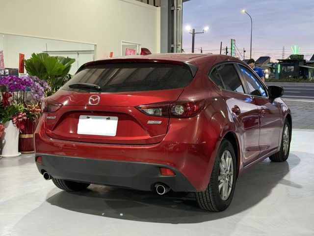 Mazda Mazda3  第2張相片