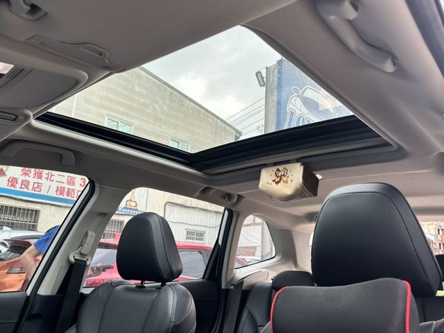 2019 FORESTER 白  第5張相片