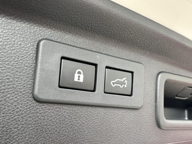 2019 FORESTER 白  第8張相片